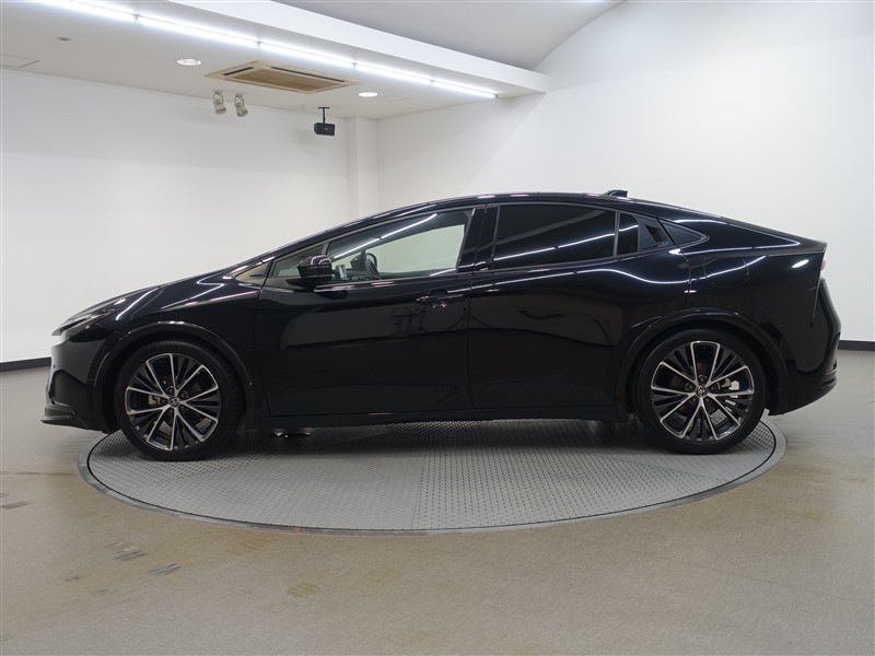 プリウス Z（056011041426）の中古車 | トヨタ認定中古車