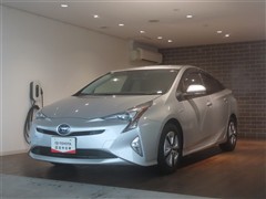プリウス A