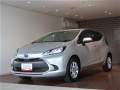 トヨタ アクア G