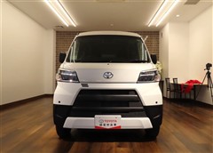 ピクシスバン デラックスSA3