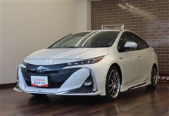 トヨタ プリウスPHV A
