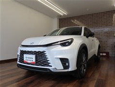 レクサス LBX リラックス 4WD