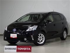 プリウスアルファ S