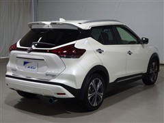 キックス X FOURスタイルED 4W