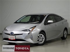 トヨタ プリウス Sセーフティプラス