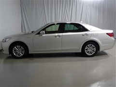 クラウンHV RサルーンG Four