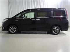 エスクァイアHV Gi プレミアムPK