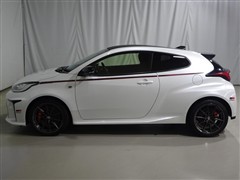 GRヤリス RZ ハイパフォーマンス