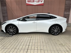 プリウス Z