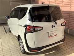 シエンタHEV ファンベースGクエロ