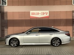 クラウンHEV RSリミテッド