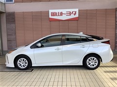 プリウス S セーフティプラス2