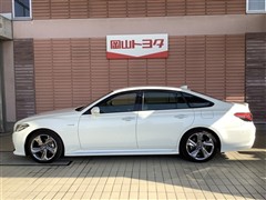 クラウンHEV RSアドバンス