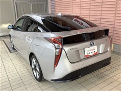 プリウス A ツーリングセレクション