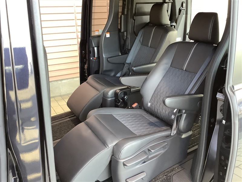 ノア S-Z（063012872712）の中古車 | トヨタ認定中古車 | トヨタ自動車