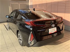 プリウスPHV A