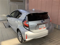 アクア S スタイルブラック