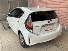 アクア S スタイルブラック