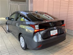 プリウス S セーフティプラス2