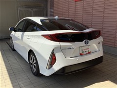 プリウスPHV A