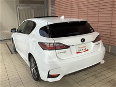 CT200h Fスポーツ