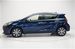 アクア Sスタイルブラック