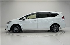 プリウスアルファ G