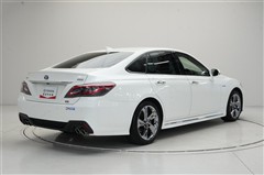 クラウン HV RS アドバンス