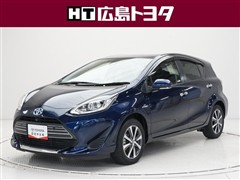 トヨタ　アクア S スタイルブラック
