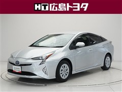 トヨタ プリウス Sセーフティプラス