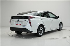 プリウス A ツーリングセレクション