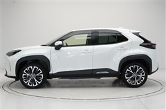 ヤリスクロス HV Z