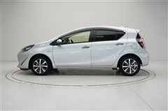 アクア Sスタイルブラック