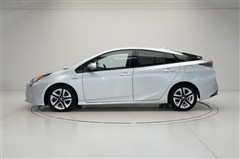 プリウス A ツーリングセレクション