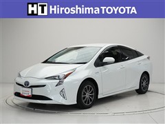 トヨタ プリウス Sセーフティープラス
