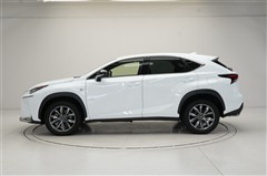 NX200t Fスポーツ