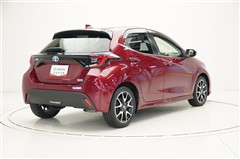 ヤリス ハイブリッド Z