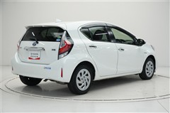 アクア Sスタイルブラック