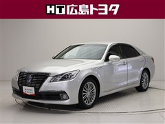 トヨタ クラウンHV ロイヤルサルーン
