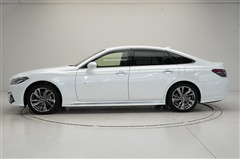 クラウンHV RSアドバンスFOUR