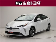 トヨタ　プリウス S ツーリングセレクション