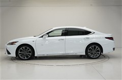 ES300h Fスポーツ