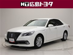 トヨタ クラウンHV ロイヤルサルーン
