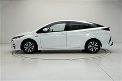 プリウスPHV Aユーティリティー+