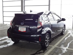 アクア Sスタイルブラック