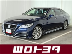 クラウン RS