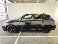 CT200h ブラックシークエンス