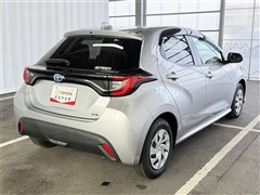 ヤリス ハイブリッド G