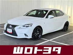 IS300h FスポーツXライン