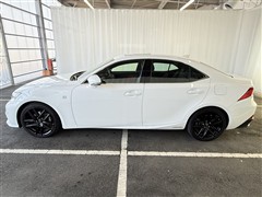 IS300h FスポーツXライン